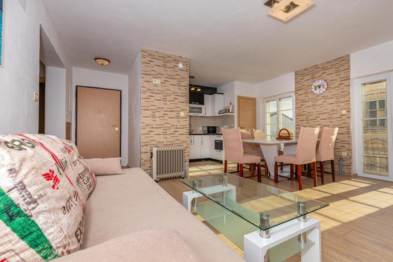 Apartman Sare Криквеница Екстериор снимка